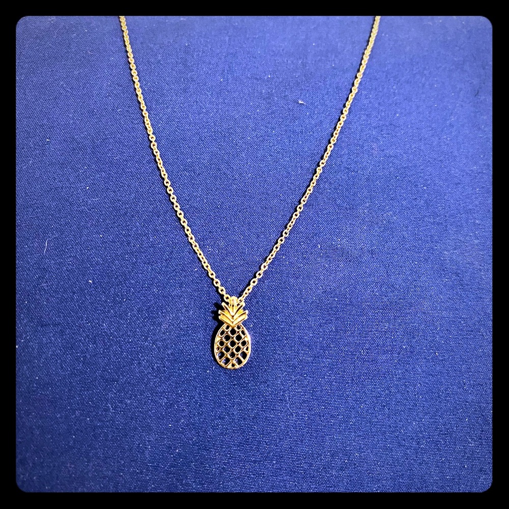 Gold pineapple necklace